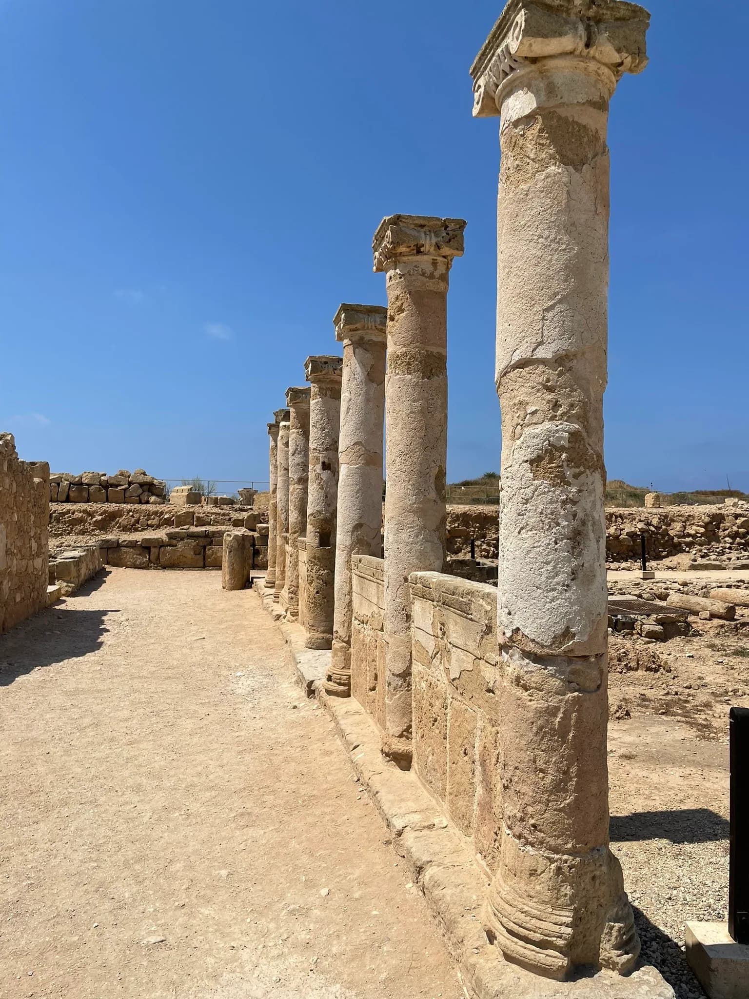Zuilen en opgravingen in Kato Paphos Archaeological Park