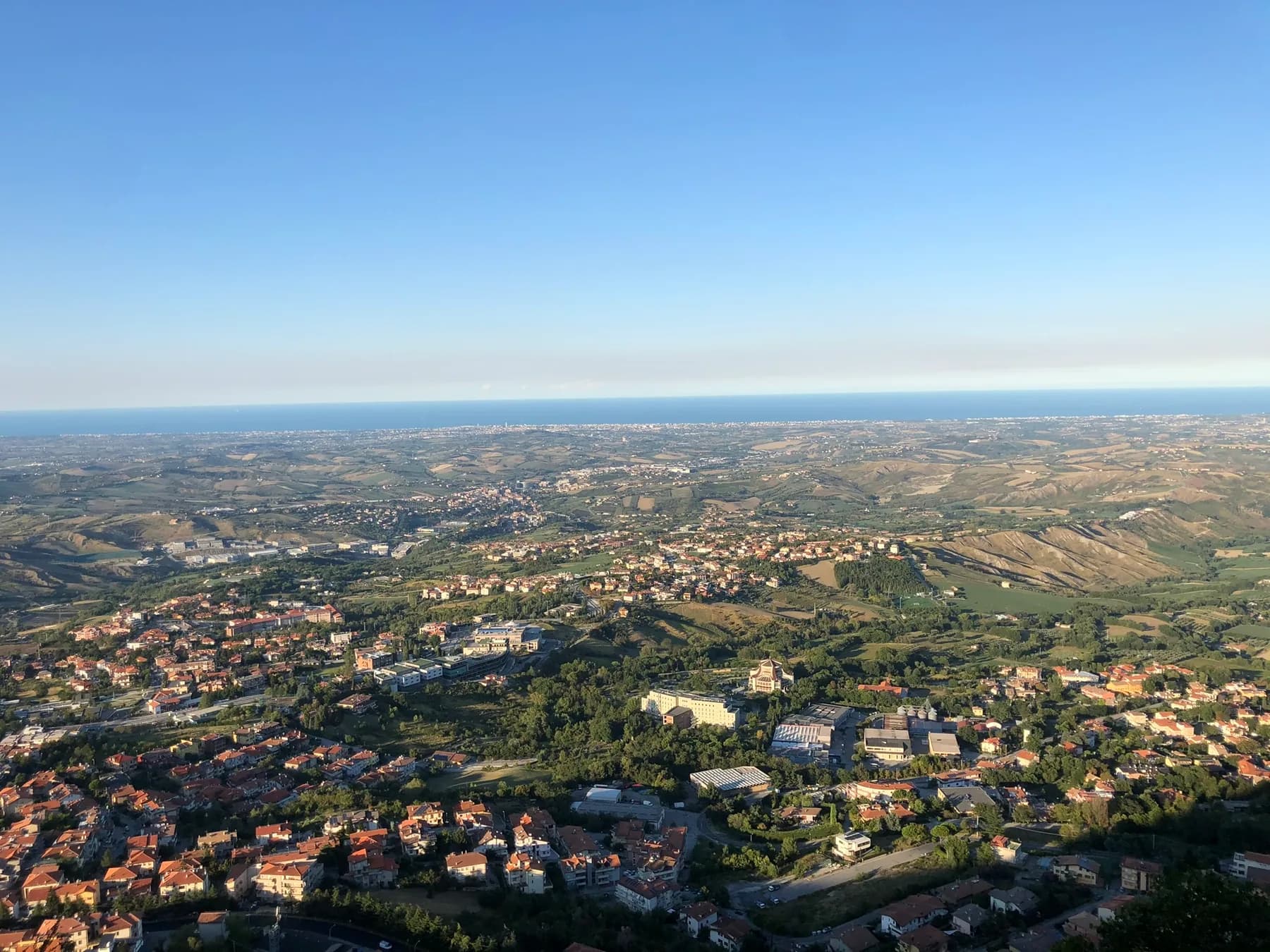 Uitzicht over het landschap vanaf San Marino