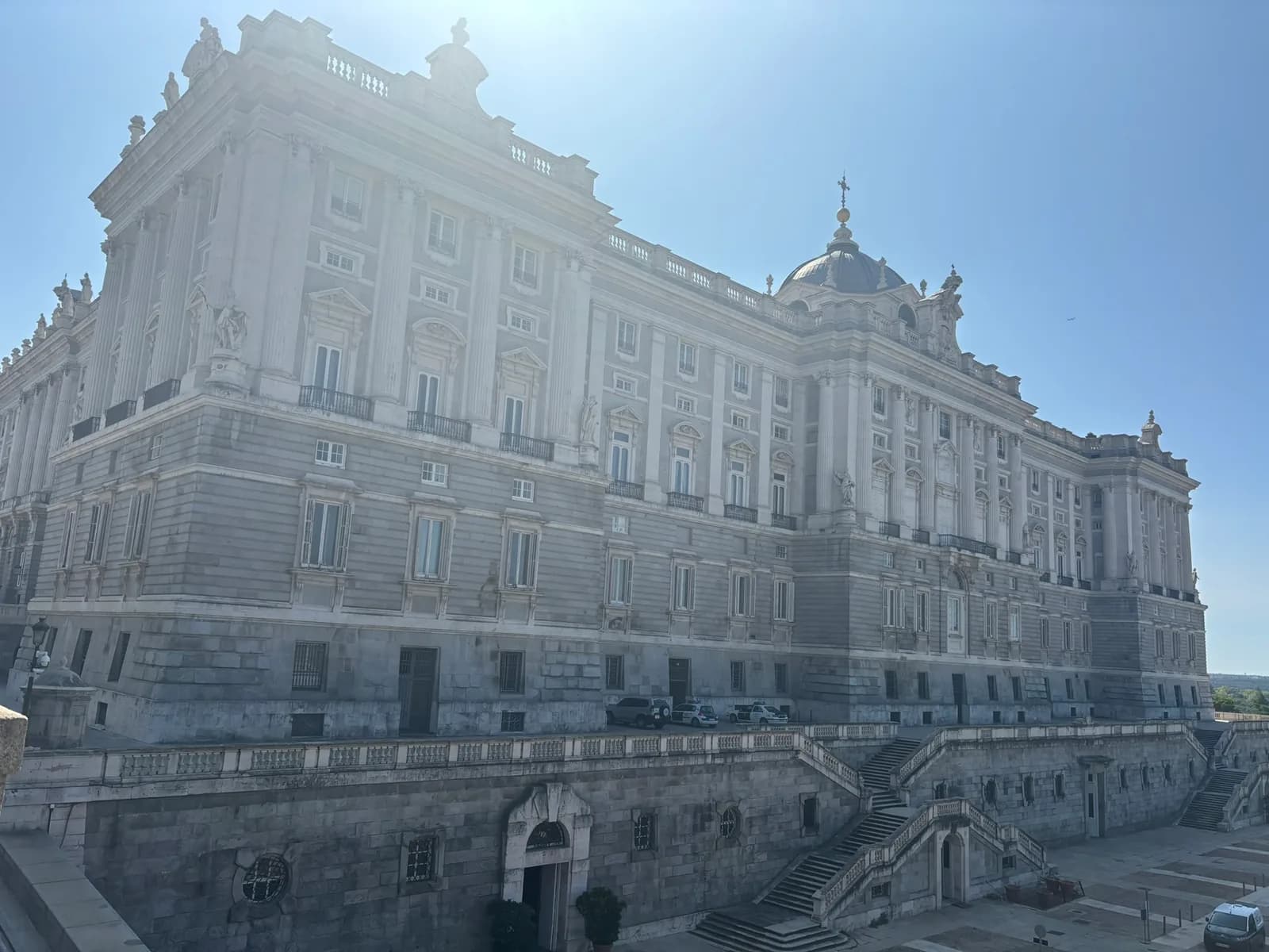 Buitenzijde van het Koninklijk Paleis van Madrid