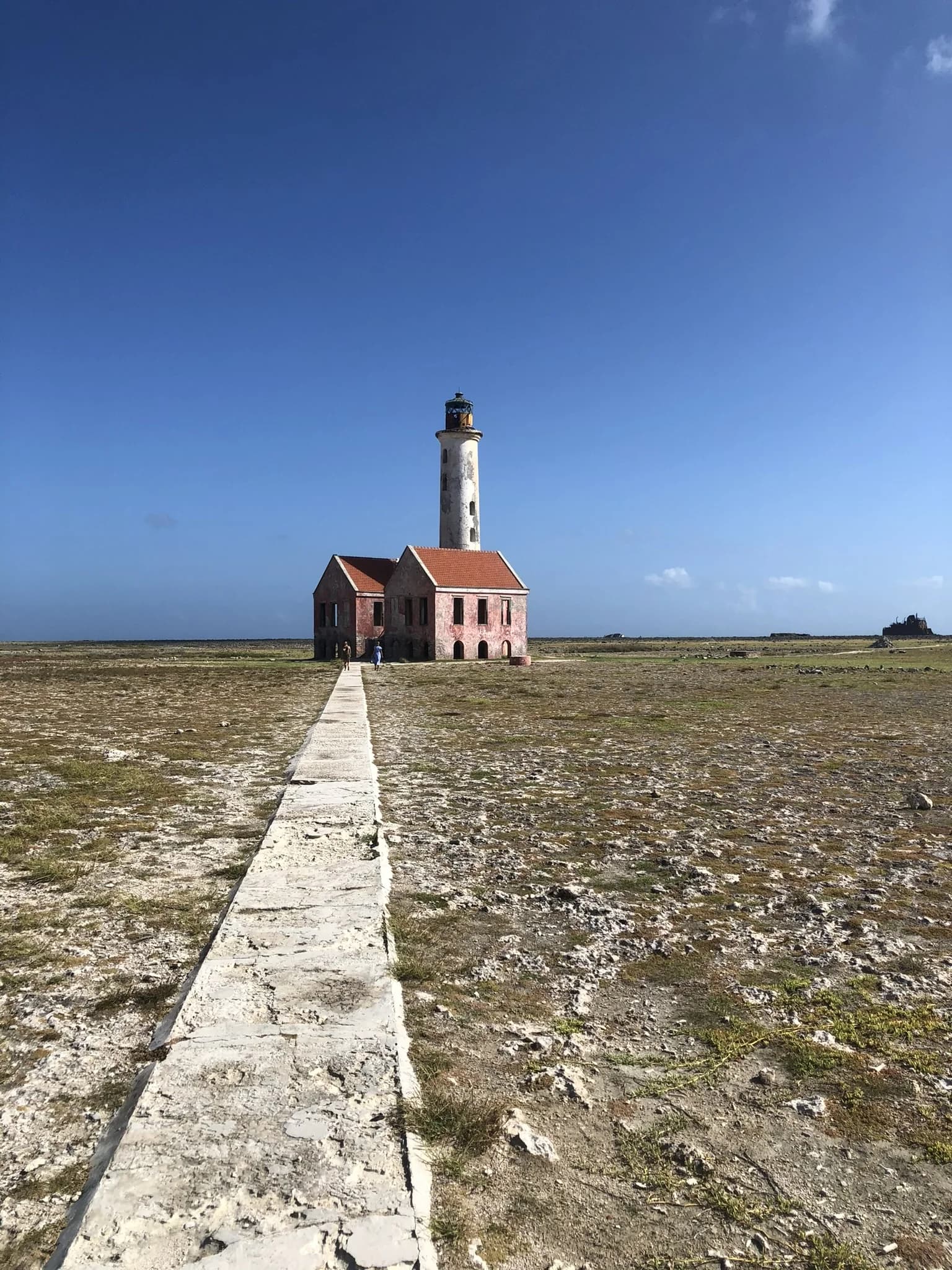 Vuurtoren op het droge landschap van Klein Curaçao