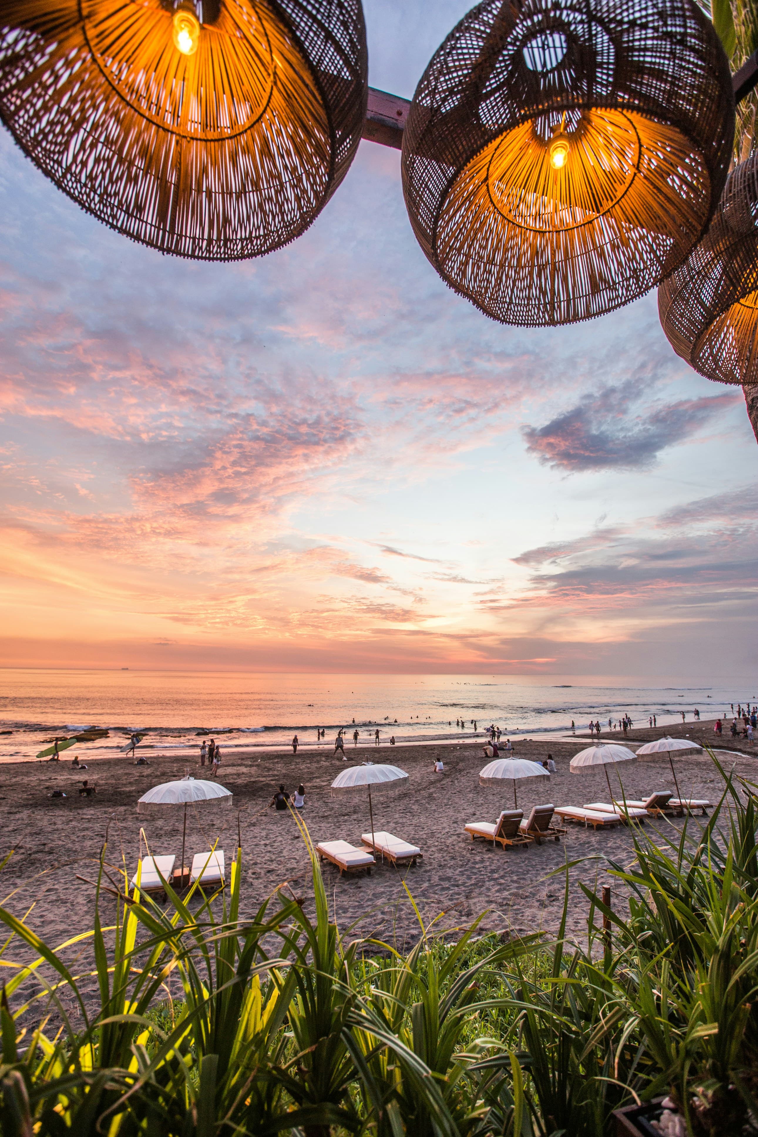 Zonsondergang aan het strand van Canggu
