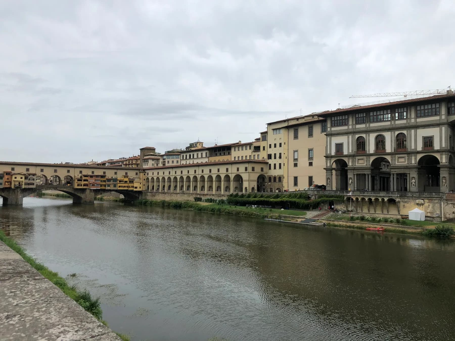 Ponte Vecchio over de Arno in Florence