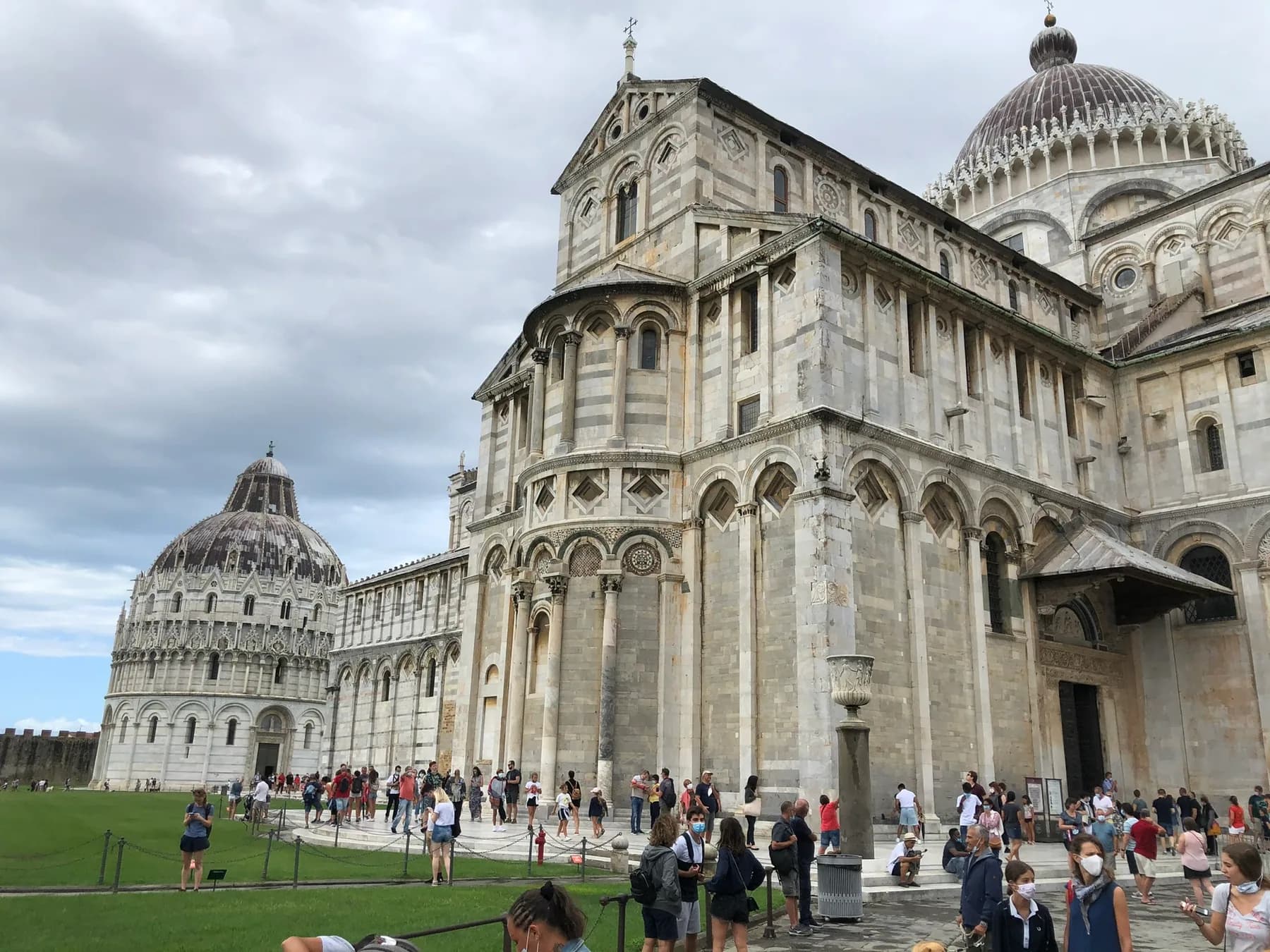 Toren van Pisa, Duomo en Baptisterium op Piazza dei Miracoli
