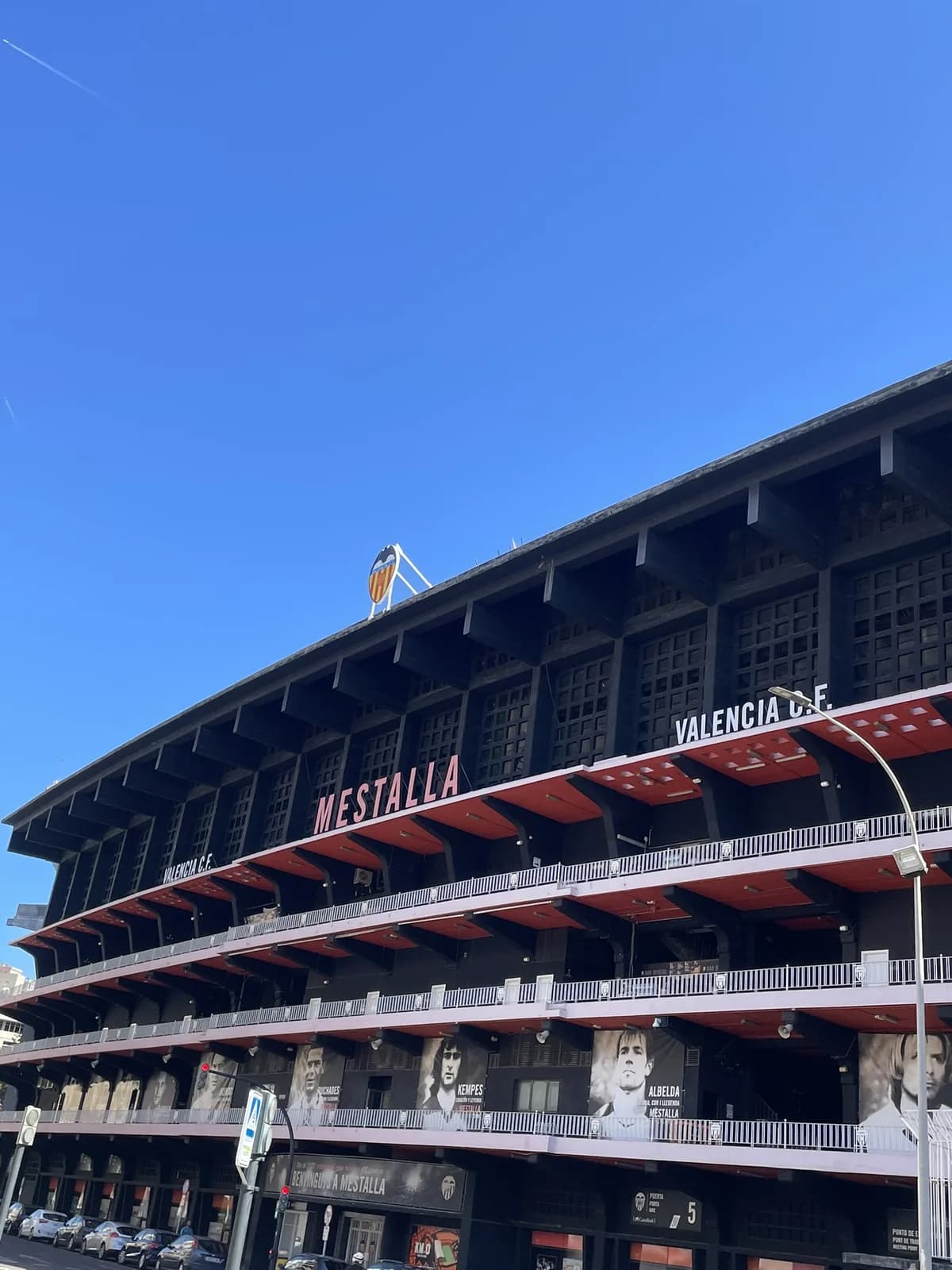 Buitenzijde van Estadio de Mestalla in Valencia